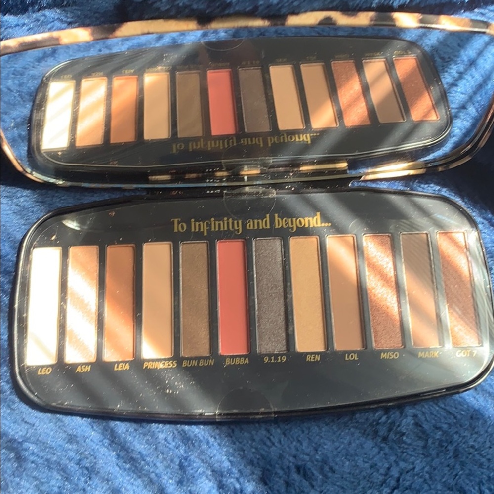 Nude Colored Eyeshadow Palette